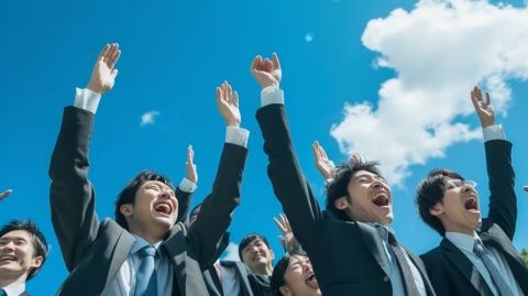 激励人心的八个字句子对学生学习工作的启示