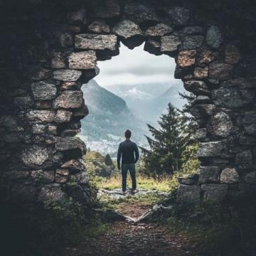 深度人生智慧:成长、得失与心灵之旅