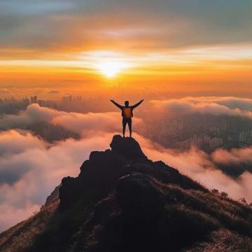 人生最高级的活法看淡、接纳、自洽|30条清醒语录点透人性真相