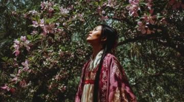 古风绝美句子:千年等待,一世花开的深情独白
