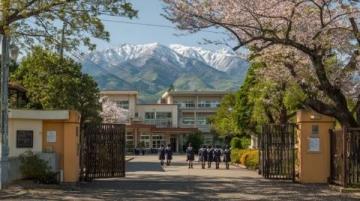 写景小学生日记周记写景作文200字(初一写景作文200字)