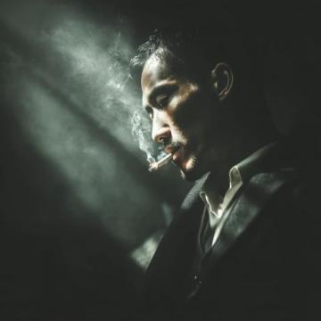 10句加缪名言:每句话都触动心灵深处