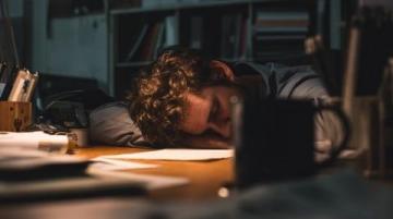 如何克服拖延症：认清根源与实用技巧