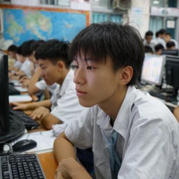 2024年中考作文题目汇总及解析