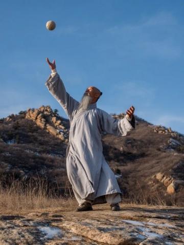 弘一法师语录：放下的力量，寻找心灵的解脱