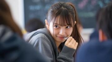 2025高考作文题:聚焦科技人文融合与探索,引发深度写作讨论