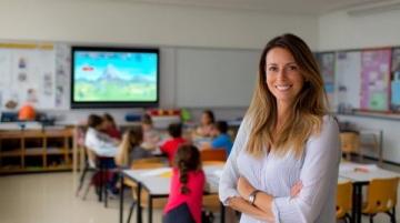 小学作文逆袭秘诀：特级教师教你用五感观察法和故事思维法提升写作能力