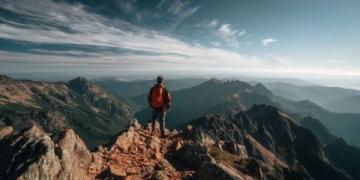 向往自己的目标":让心愿带你征服高山和生活。