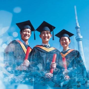 2025高考作文：探析传统文化在科技浪潮中的“新旧交融”之美