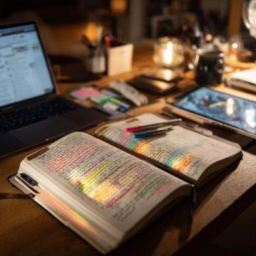 作文提分神器：超实用惊艳开头结尾范例，一学就会的提分技巧