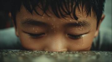 孩子考99分仍崩溃大哭：我的努力你们看到了吗？