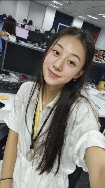 河北石家庄一考生班主任"押题"惊人之举：如何平衡教学内容与学生综合发展？
