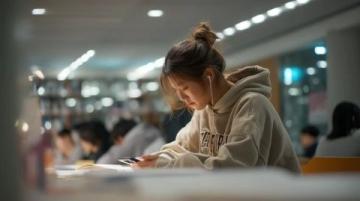 如何轻松拿下高考作文高分的技巧和策略