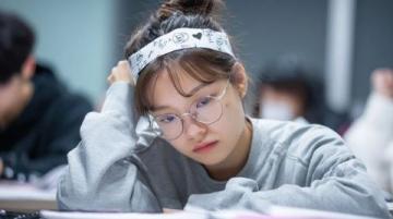 高中语文老师梦中"押中"高考作文题,考前提示成神预言!
