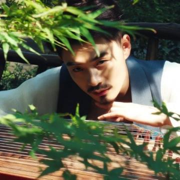 何以笙箫默：爱情的不将就与命运的深情交织