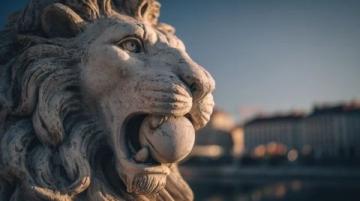 霸气的经典语句——玄幻世界中闪耀的一线光芒