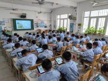 福山区西关小学合唱盛宴:难忘的保卫黄河夺冠时刻