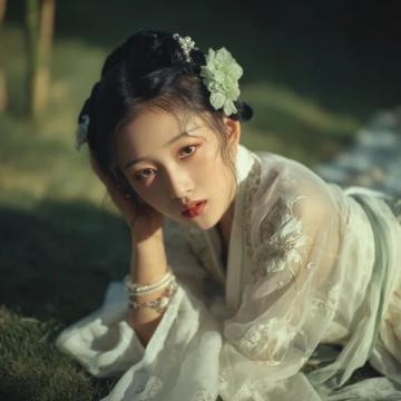 何以笙箫默：爱情的不将就与命运的深情交织