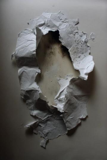 小时候,总觉得忘记带作业是天塌地陷的大事,那本揉皱的作文本,像一块沉重的石头