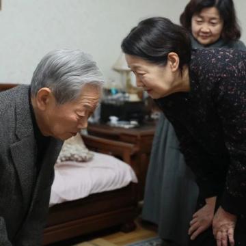 流金岁月情感落幕:叶谨言辞职背后的忠诚与牺牲