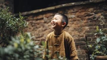昨天写了一篇孙子小虎的小作文,这小子从小做什么事情都像按了程序一样