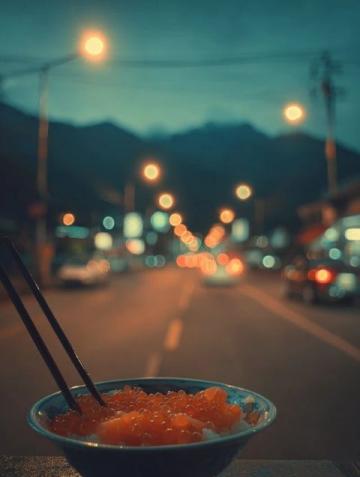 深夜一碗面：温暖人心的平凡瞬间带来真实幸福感