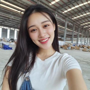东方甄选的小作文从未走远，今天中灿很激动，回到家乡卖货就是不一样