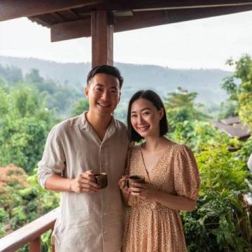 小勇大号回归:告别纷扰生活,分享新居喜悦与财富现状