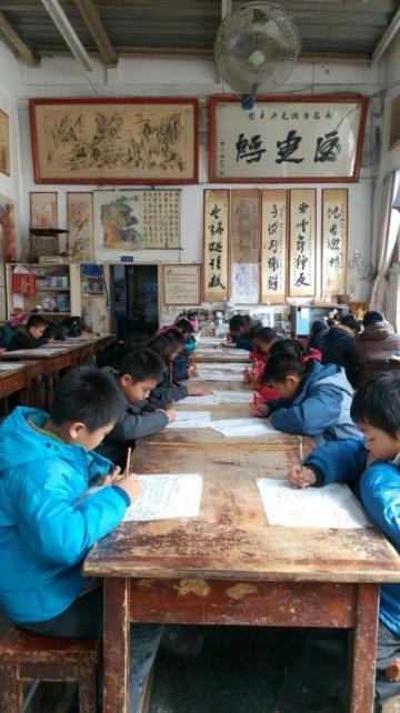 美国学生中文考卷传到中国，句子让人哭笑不得，背后是文化鸿沟在作怪
