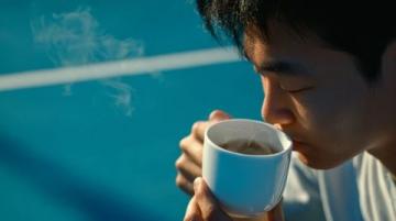 马龙的幽默智慧:笑中有思,思中有笑