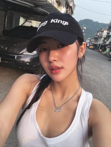 小莲爱写作励志散文心灵的诗篇在文字中寻觅人生的意义