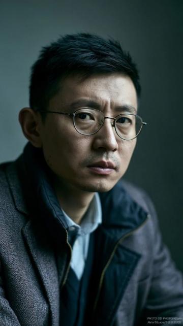 高考英语作文：聚焦中国辉煌75年，李华再展笔力