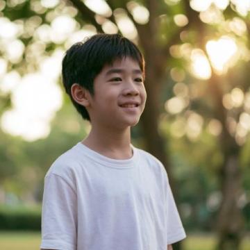马上就要开学之际,一篇火出圈的没钱出去玩的暑假小学生作文