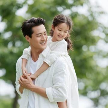 父亲节感悟：父爱如山，思念永存，感恩陪伴，致敬每一位默默付出的父亲