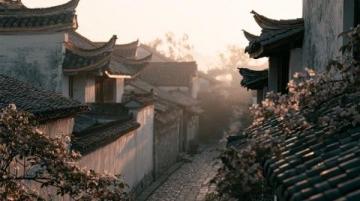 高中景物作文不会写?解析苏州漫步范例,掌握空间细节,一例在手,高分我有