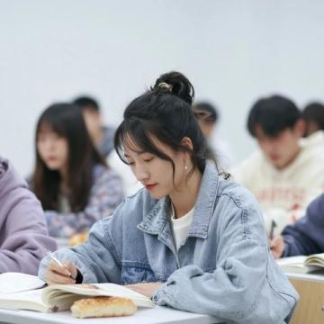 2019广西梧州中考高分作文:最后一课启示录