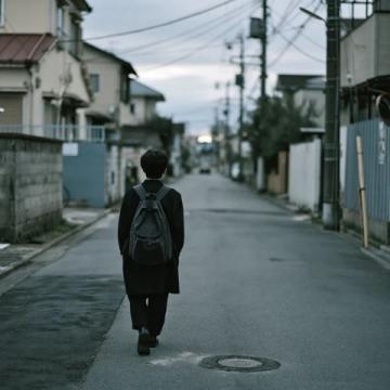 激发人生潜能的三句日本智慧名言:勇敢、自信与活在当下