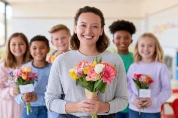 老师给满分！小学生作文里的爸爸瓶子论，瞬间引爆家长圈！