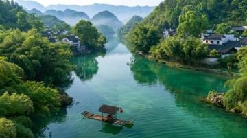 精心策划贵州之旅：揭秘兴义的魅力、自然与人文风情